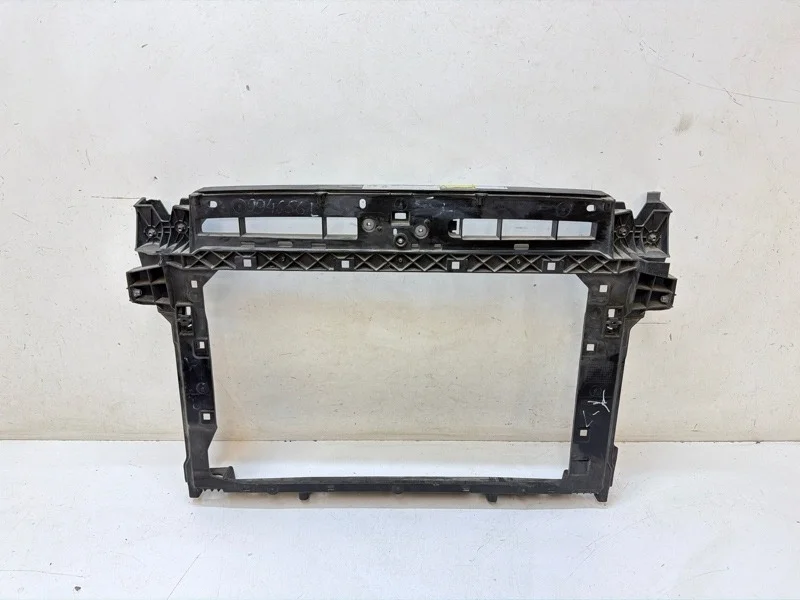 Панель передняя (телевизор) Skoda Kodiaq 2016-2022