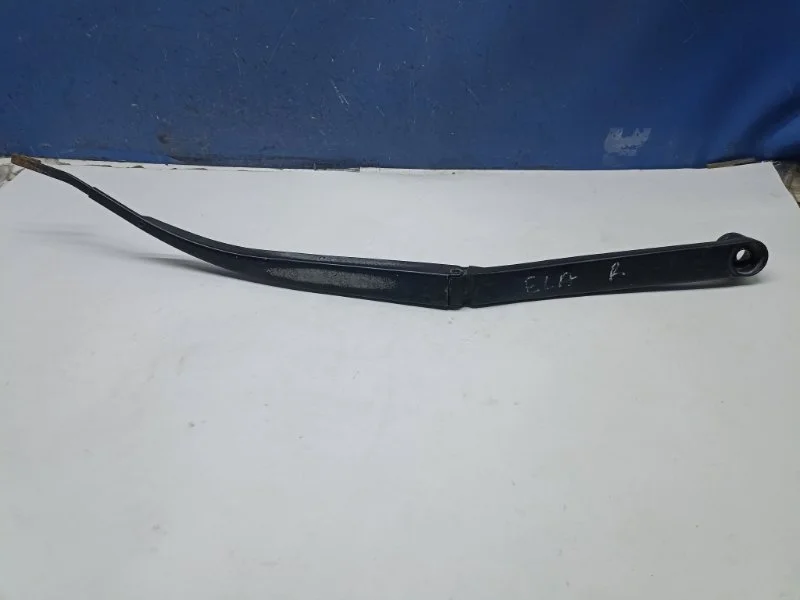 Поводок дворника Hyundai Elantra HD 2006 - 2011 983202H000