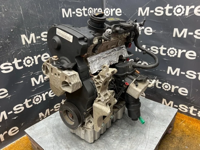 Двигатель Audi A3 2007 06F100033G 8P BWA