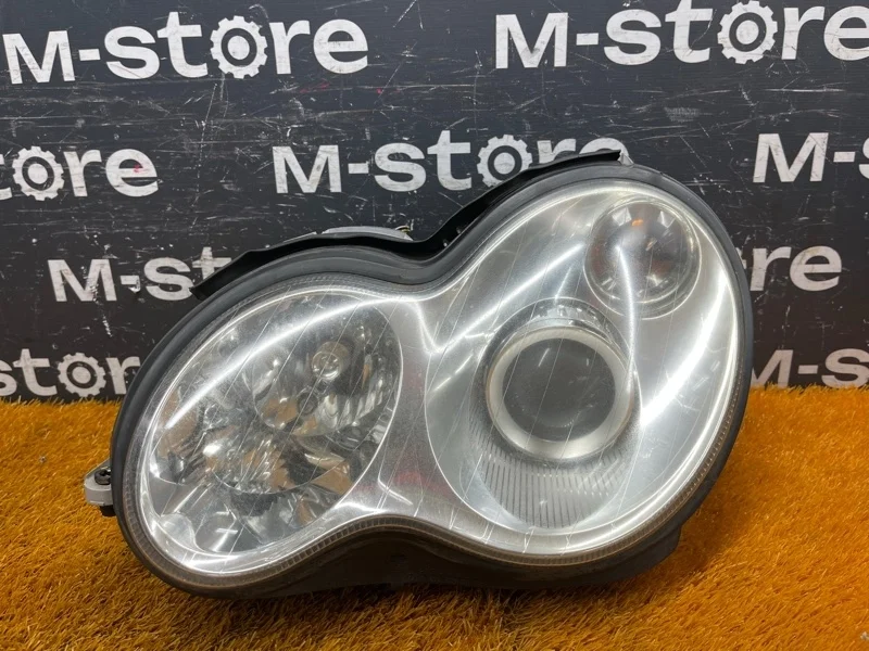 Фара Mercedes-Benz C-Class 2004 A2038203961 W203 271.948, левая