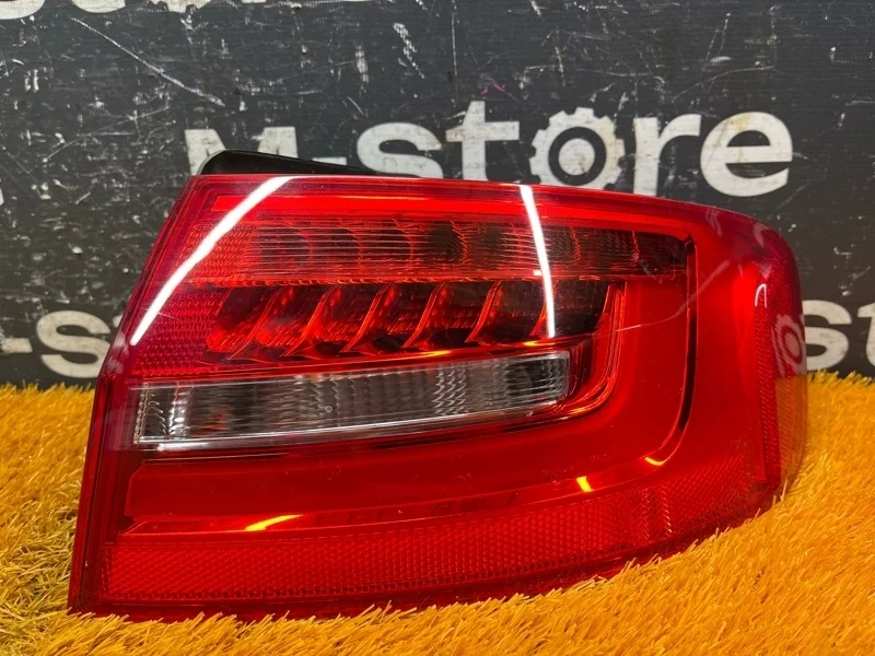Фонарь задний Audi A4 2013 8K5945096AC B8/8K CDNB, правый