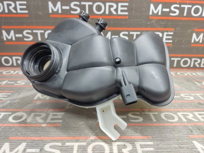 Бачок расширительный Mercedes-Benz S-Class A2215000349 W221