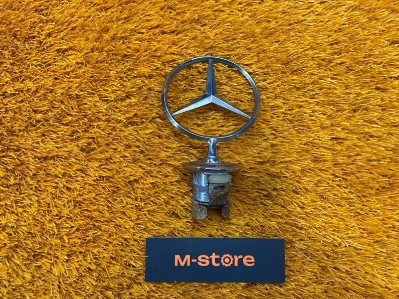 Эмблема на капот Mercedes-Benz S-Class 2002 A2108800186 W220 112.972