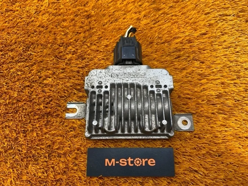 Блок управления топливным насосом Volvo S60 2011 30792789 FS48 B4164T