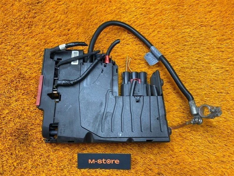 Блок предохранителей Mercedes-Benz E-Class 2009 A2125400450 W212 272.980