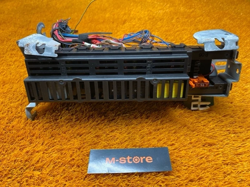 Блок предохранителей SAM Mercedes-Benz E-Class 2005 A2115454901 W211 272.943, задний