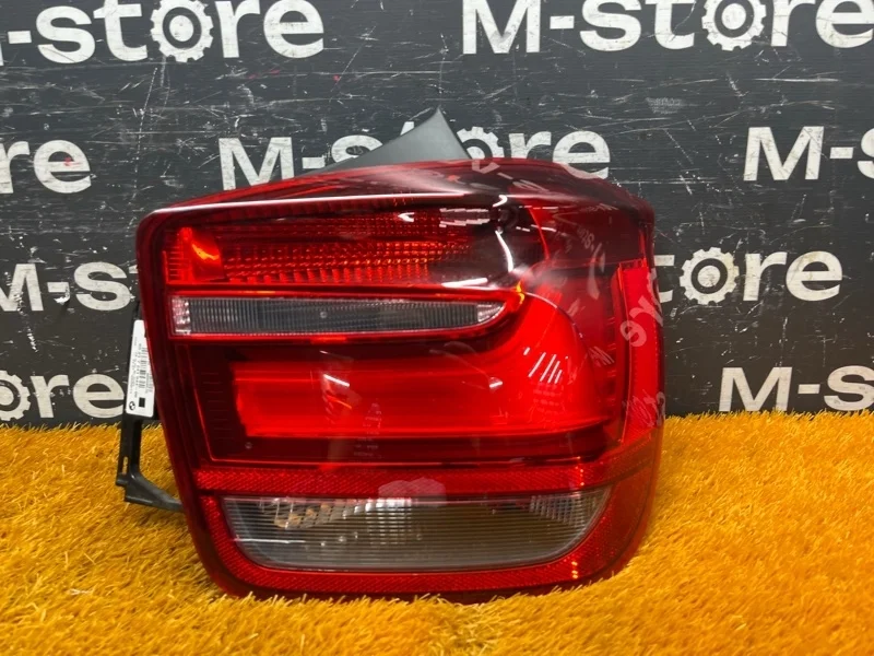Фонарь задний Bmw 1-Series 2011 63217241544 F20 N13B16A, правый