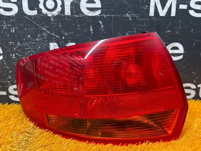 Фонарь задний Audi A3 2007 8P4945095G 8P BWA, левый