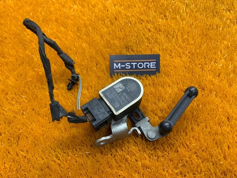 Датчик высоты дорожного просвета Bmw 5-Series 2011 37146784072 F10 N20B20B, передний левый