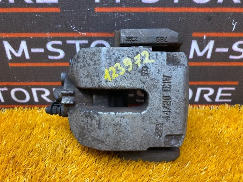 Суппорт Bmw X5 2008 34216776787 E70 N52B30, задний левый