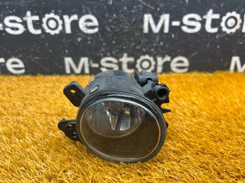 Фара противотуманная Mercedes-Benz E-Class 2009 A2518200856 W212 272.952, правая