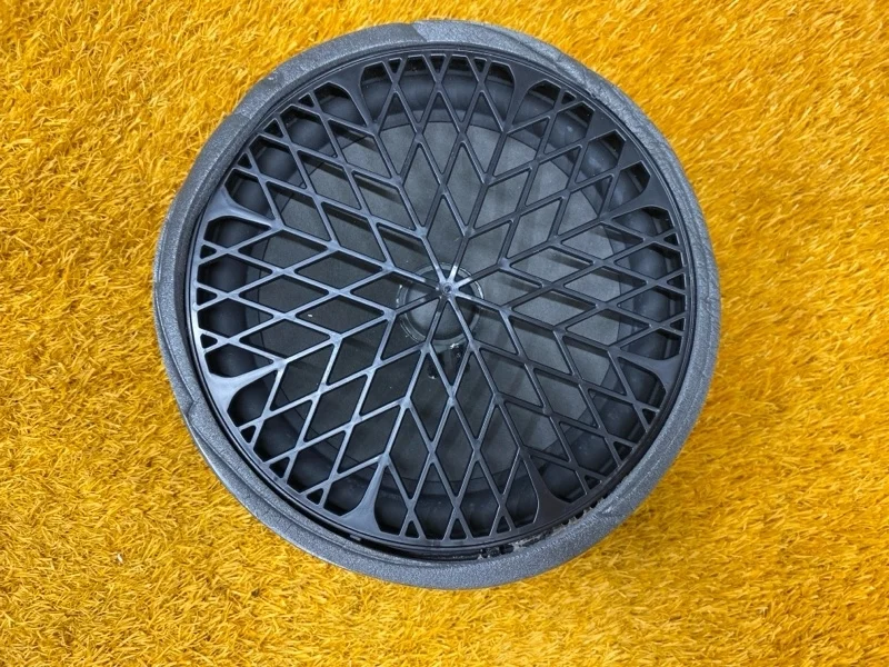 Динамик Audi Q5 2012 8R0035415C 8R CNCD, передний правый