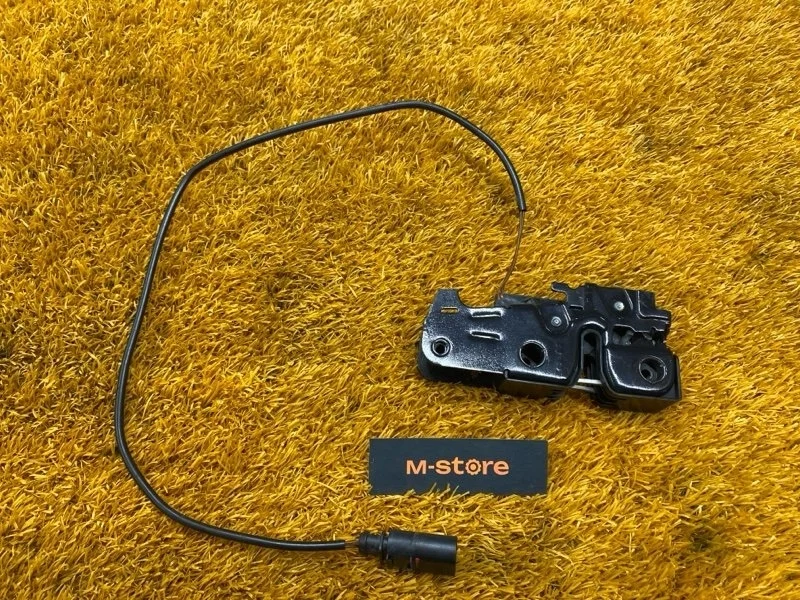 Замок капота Audi A3 2011 8P0823509H 8P CAXC