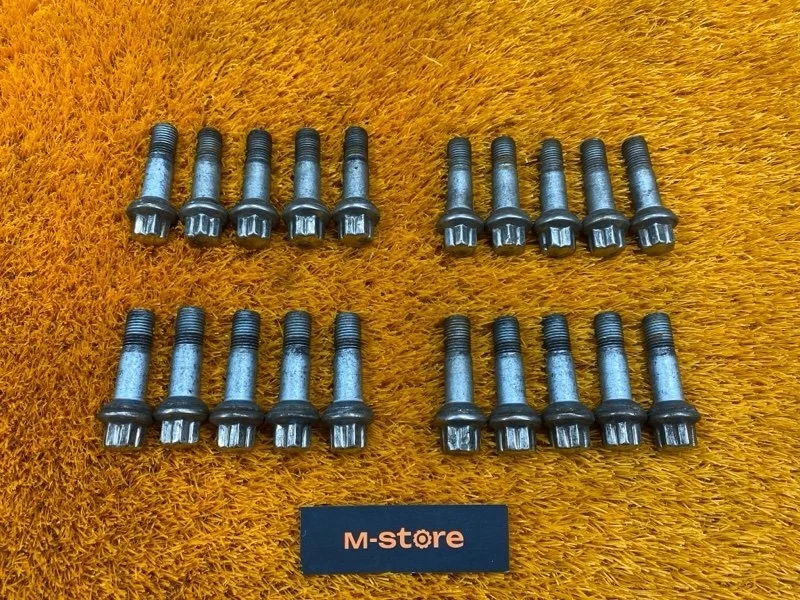 Болт колесный Mercedes-Benz S-Class 2006 A0009905407 W221 272.965