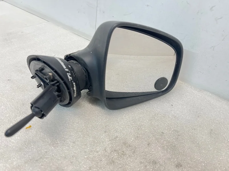 Зеркало боковое Lada Largus 2012-2024 8200965092 1, правое