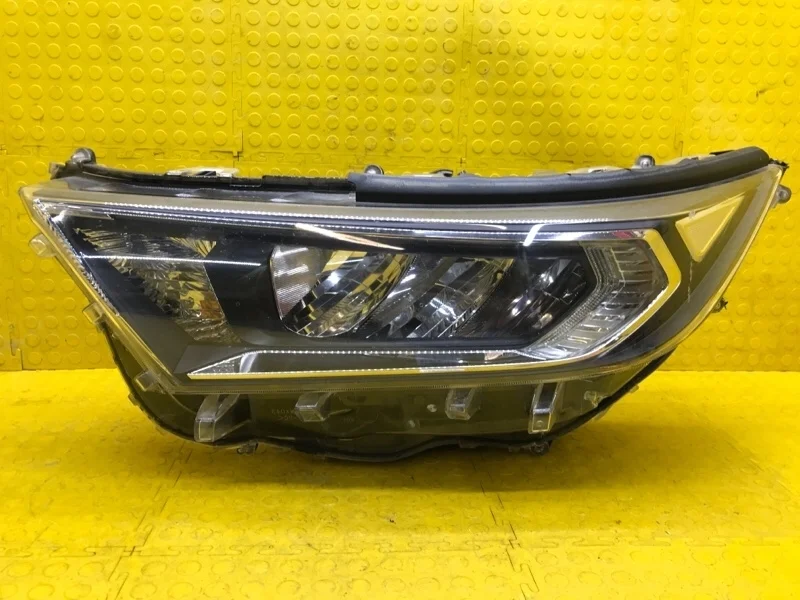 Фара TOYOTA rav 4 2019 8118542840 MXAA52 M20AFKS, левая