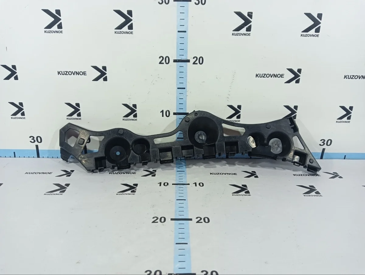 Кронштейн бампера Renault Logan 2014- L8