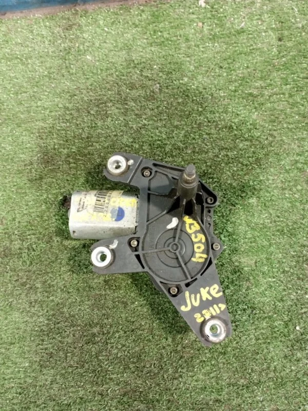 Моторчик стеклоочистителя задний Nissan Juke