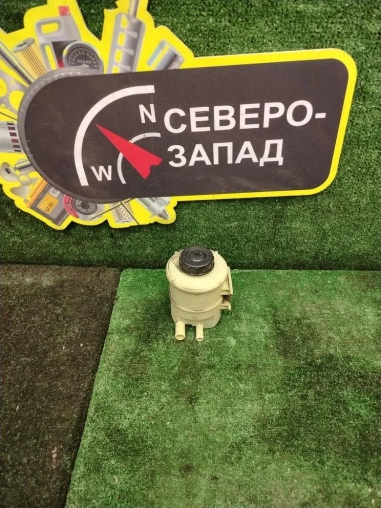 Бачок гидроусилителя руля Renault Logan 2009 8200005185 L90 K7M710