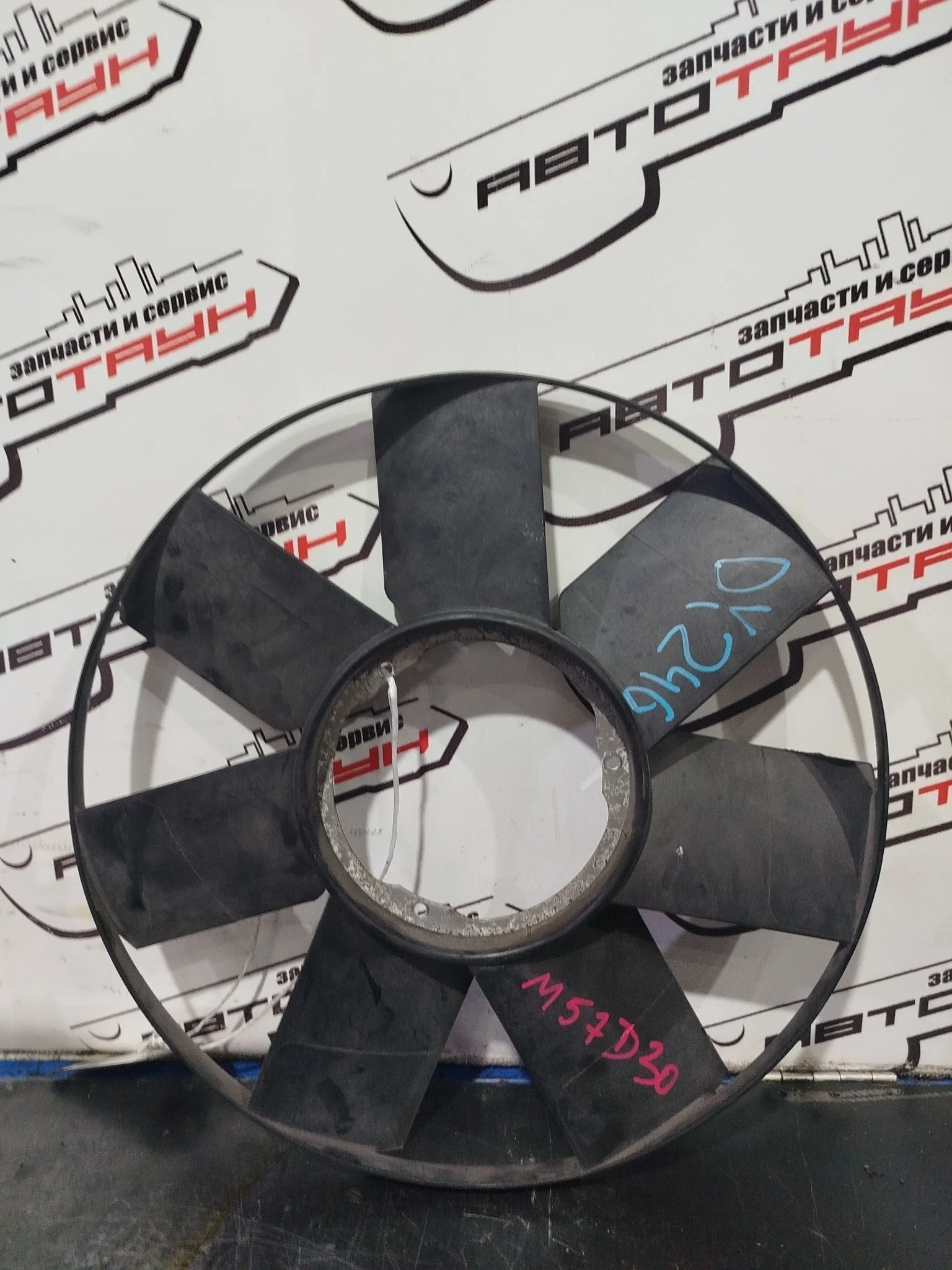 КРЫЛЬЧАТКА BMW 11522249373