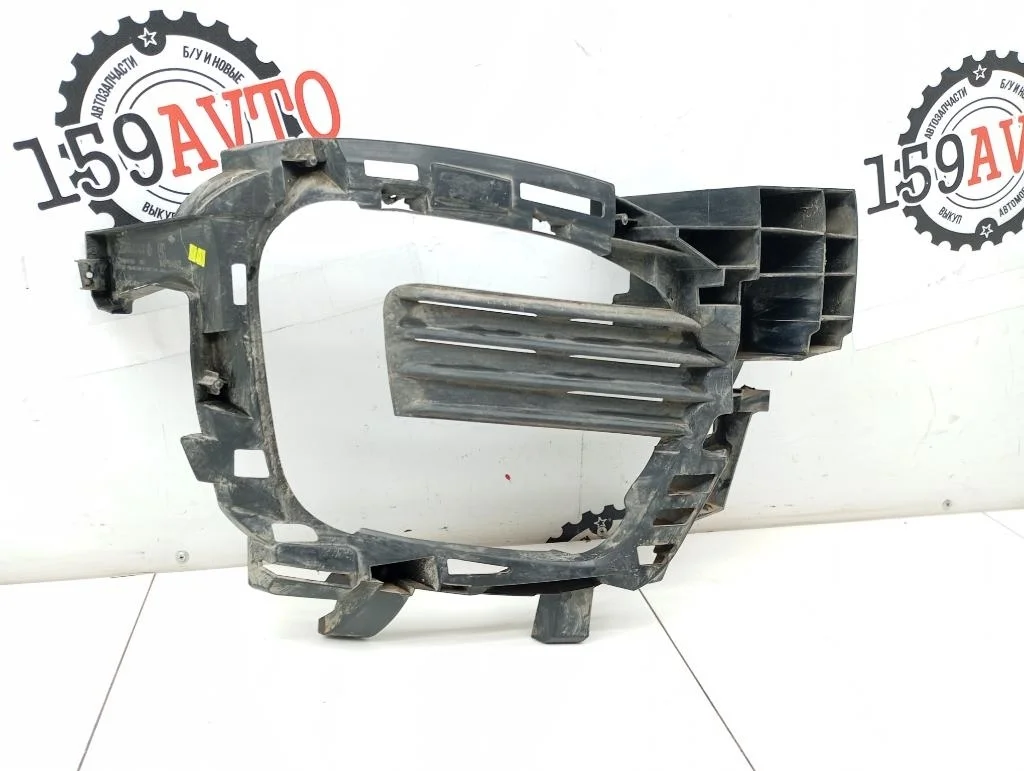 Кронштейн фары противотуманной правой Renault Kaptur 2020