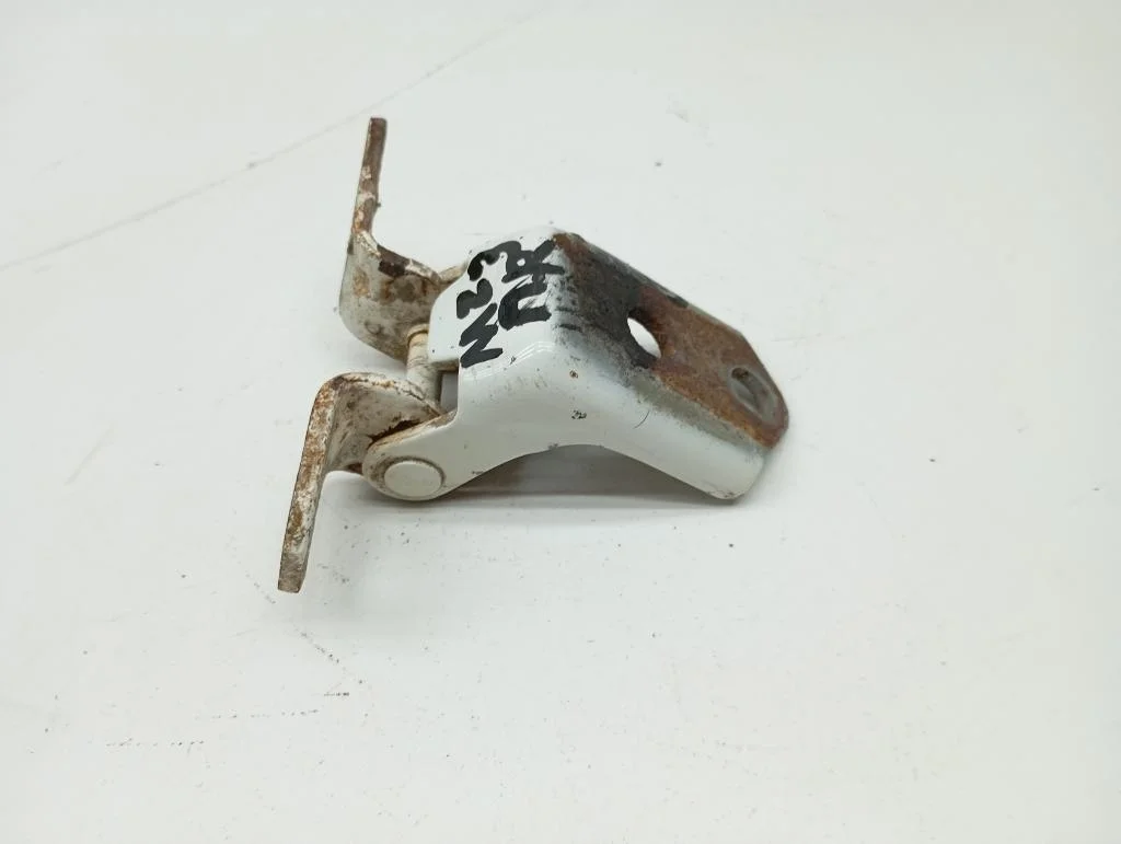 Петля двери передней Mazda 3 BL