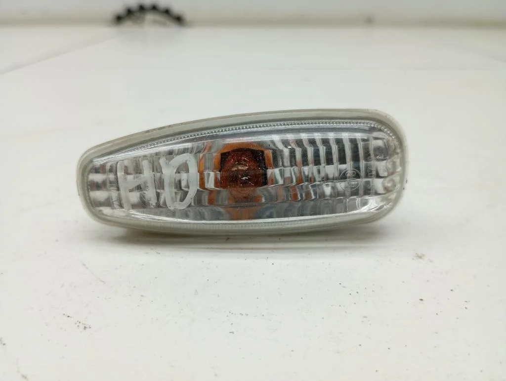 Повторитель на крыло Hyundai Elantra HD