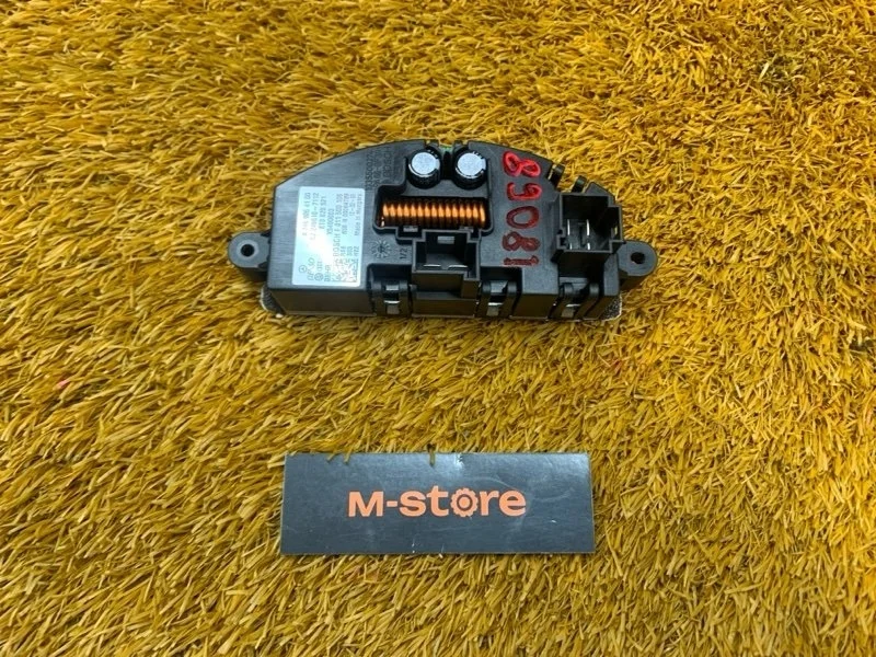 Регулятор отопителя Audi A4 2012 8T0820521 B8/8K CDN