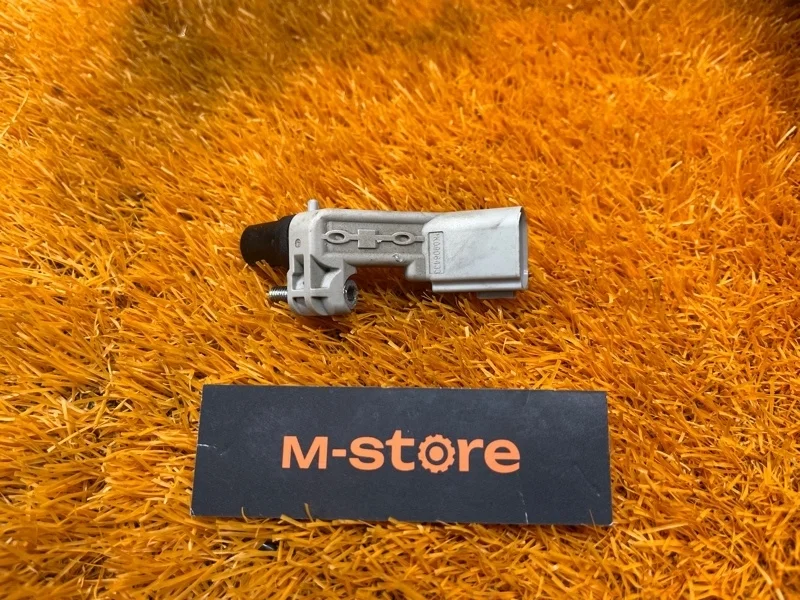 Датчик положения коленвала Volkswagen Tiguan 2013 1K0906433 5N CTHA