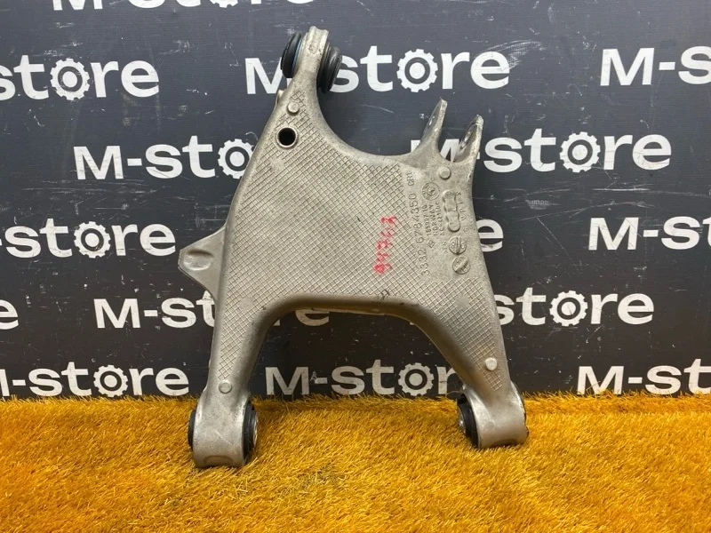 Рычаг подвески нижний BMW 5-Series 2011 33326784350 F10 N20B20A, задний правый