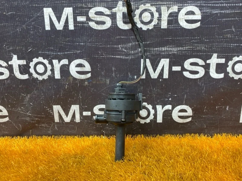 Помпа дополнительная Mercedes-Benz S-Class 2006 A2218350164 W221 272.965