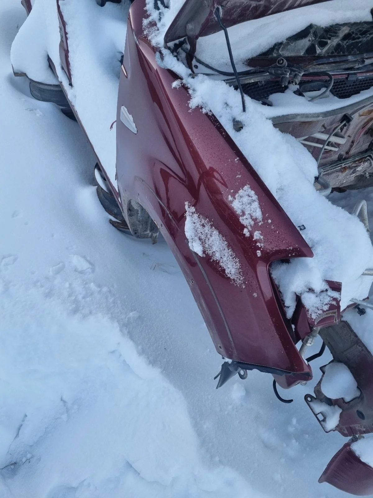 Крыло Renault Sandero Stepway I (2009—2014) Перед Право