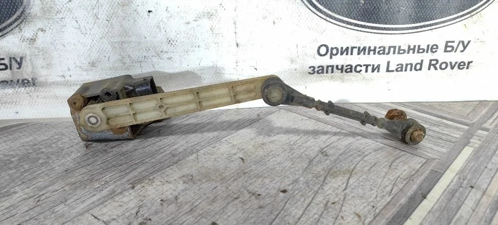 Датчик положения кузова задний левый Land Rover Range Rover III рестайлинг (2005—2009) 368DT