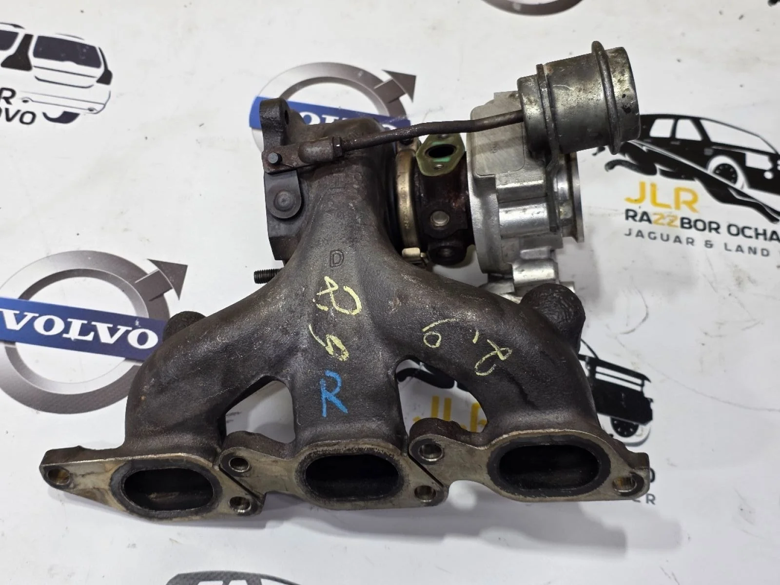 Турбина правая Volvo XC90 S80 B6294T 2.9B 30650209 XC90 I (2002—2006)