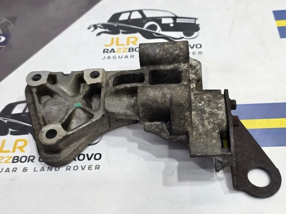 Кронштейн опоры ДВС передний Volvo S40 C70 V50 S40 S40 II (2004—2007)