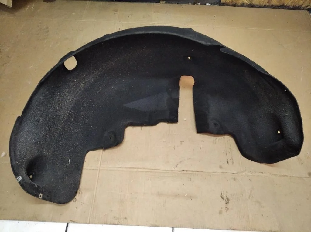 Подкрылок задний левый Mercedes-Benz