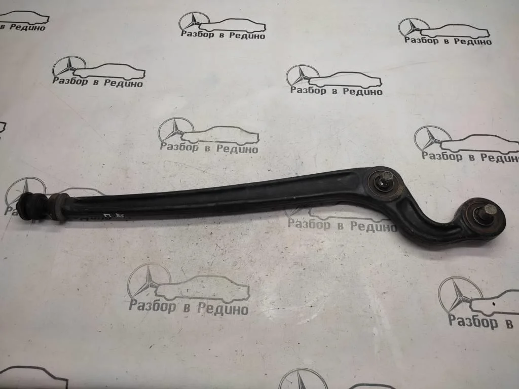 Рычаг передний нижний правый Mercedes-Benz