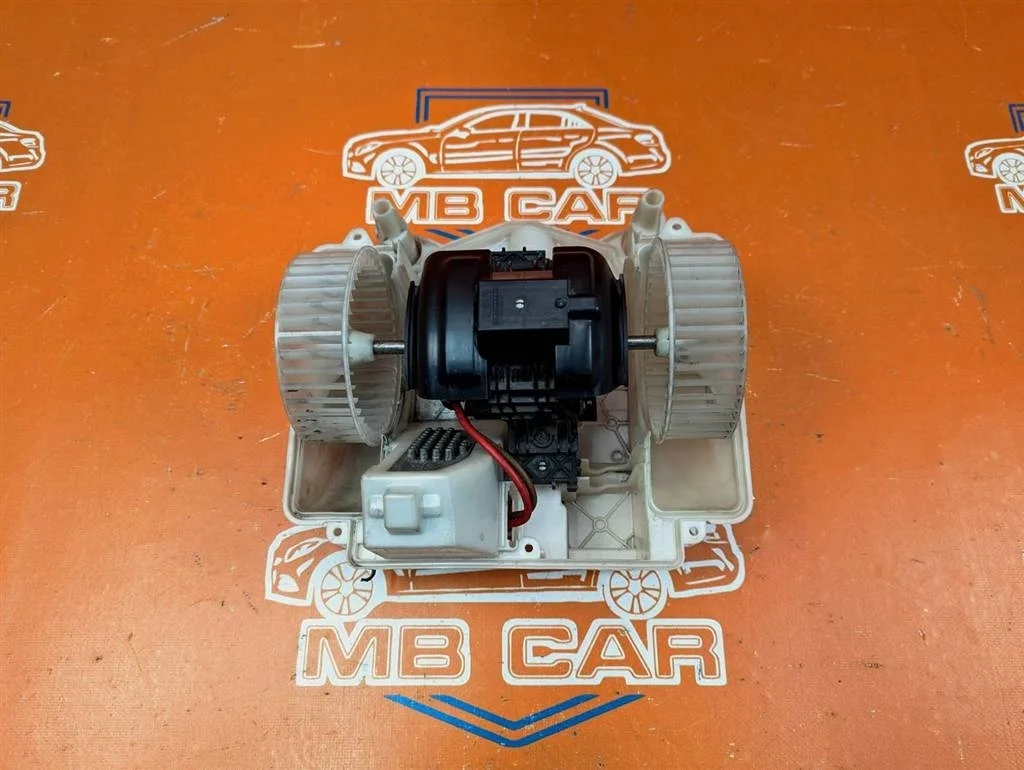Моторчик отопителя Mercedes-Benz