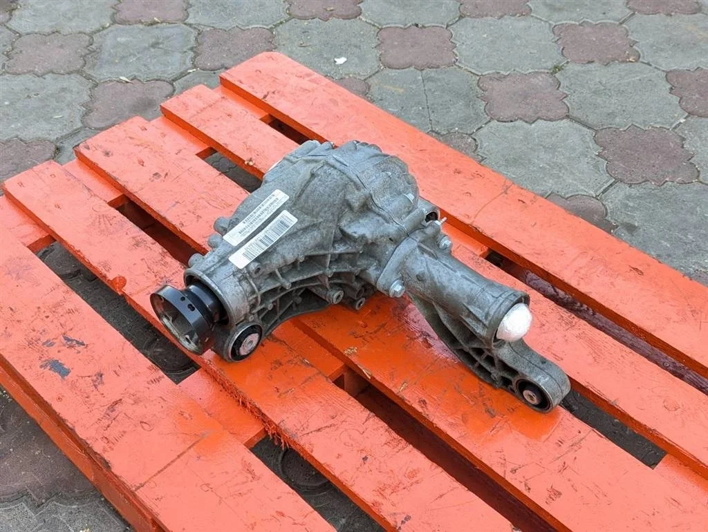 Редуктор передний Mercedes-Benz