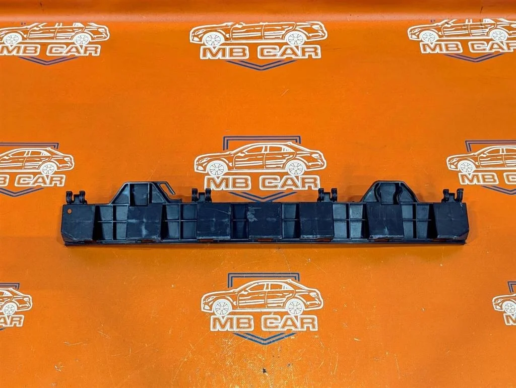 Кронштейн крепления бампера Mercedes-Benz