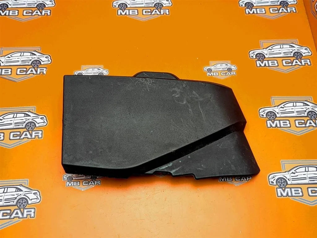 Крышка двигателя декоративная Mercedes-Benz