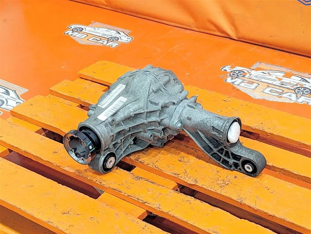 Редуктор передний Mercedes-Benz