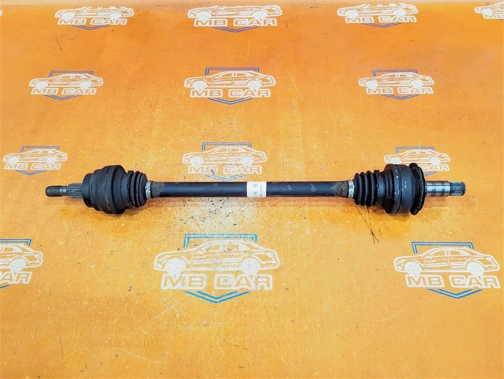 Привод задний Mercedes-Benz