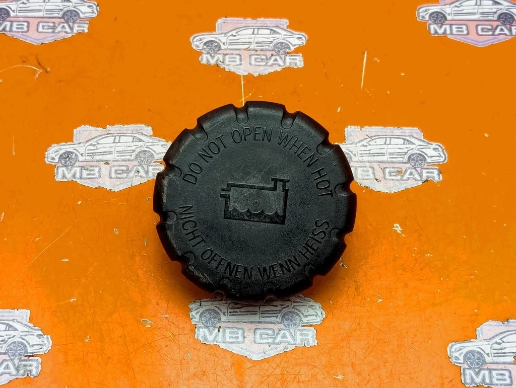 Крышка расширительного бачка Mercedes-Benz