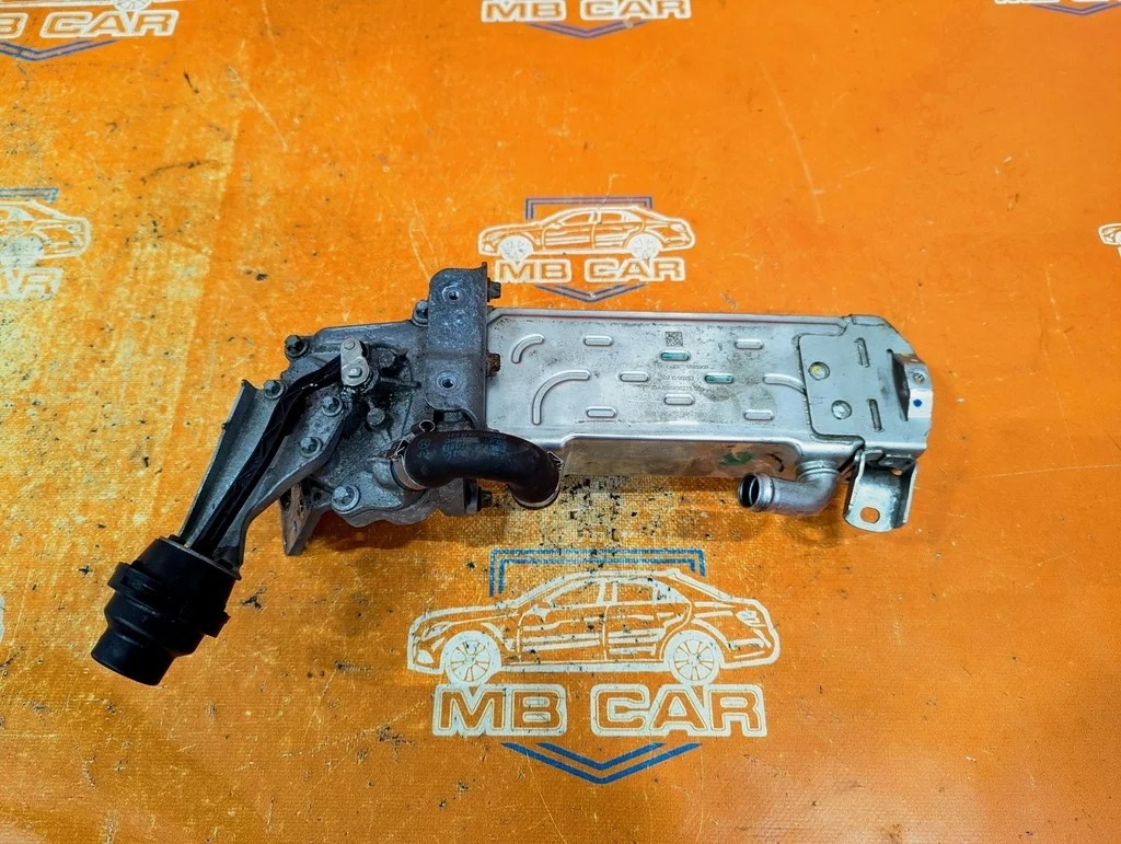 Теплообменник Mercedes-Benz