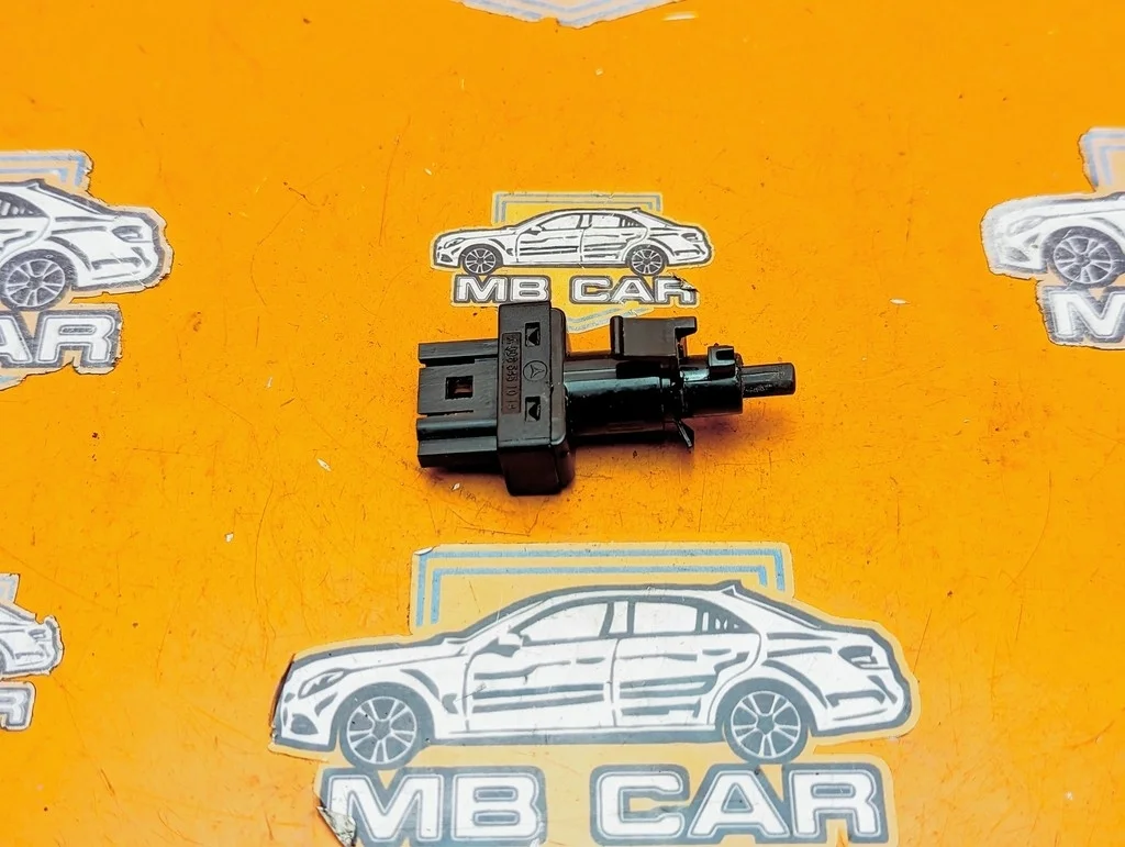 Выключатель Mercedes-Benz