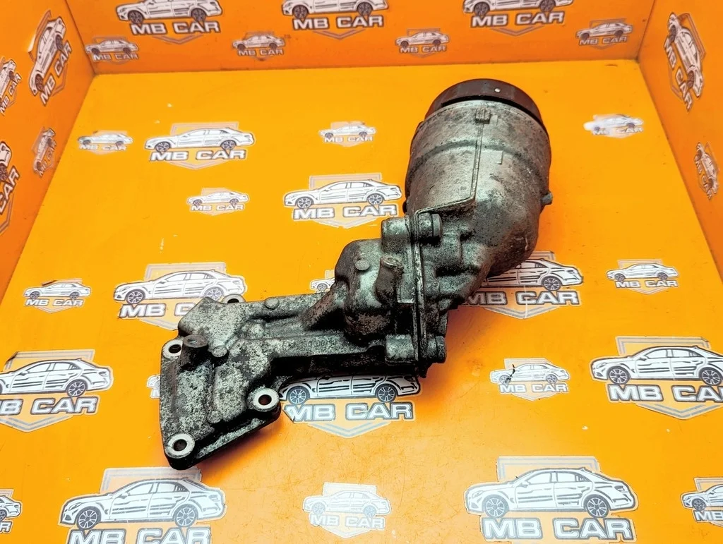 Корпус маслянного фильтра Mercedes-Benz