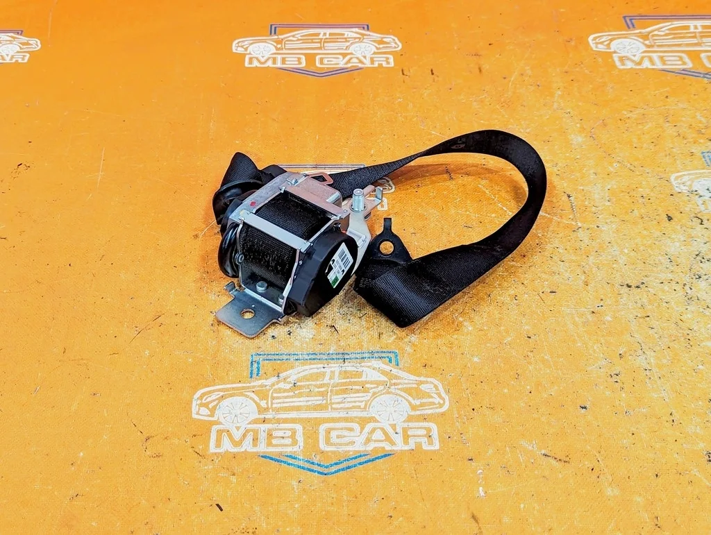 Ремень безопасности задний правый Mercedes-Benz