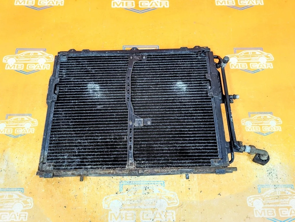 Радиатор кондиционера Mercedes-Benz
