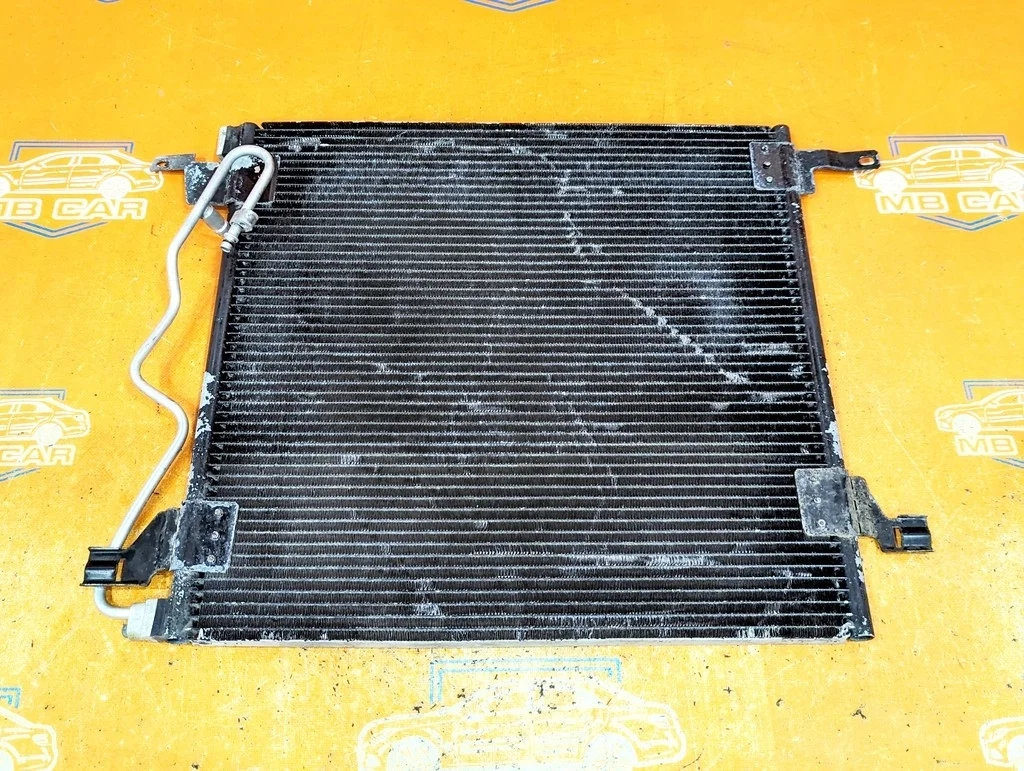 Радиатор кондиционера Mercedes-Benz